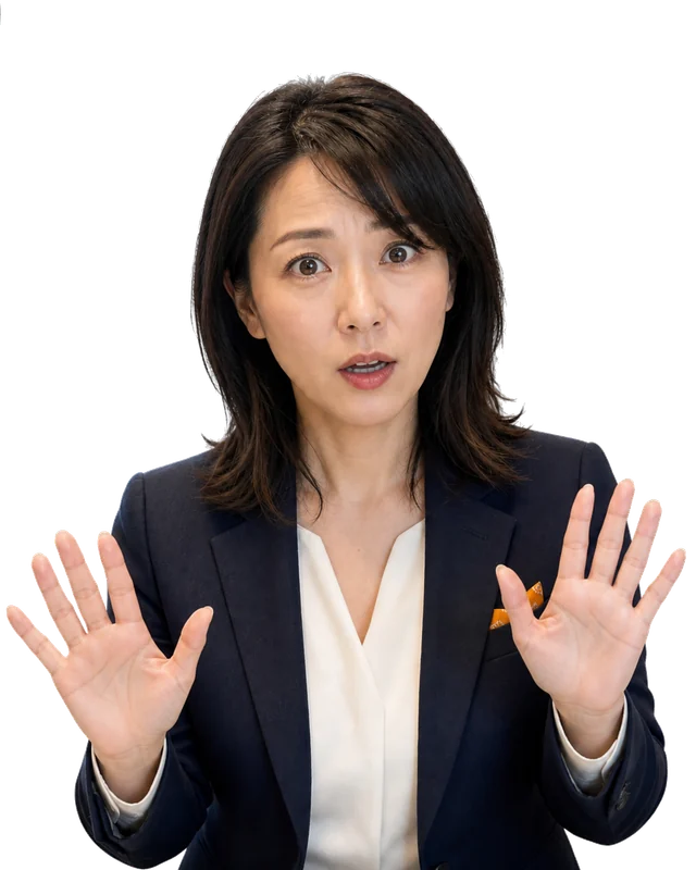 両手を広げて注意点を伝える女性講師